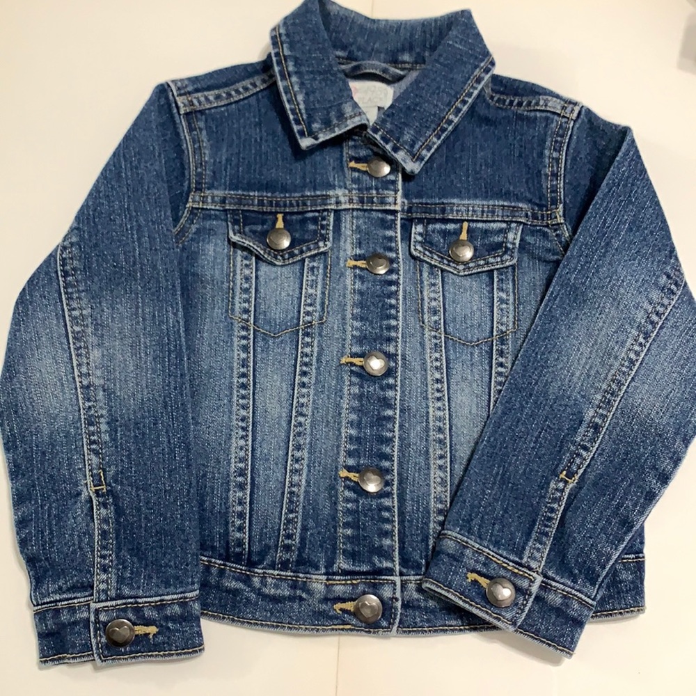 1989 Place jean jacket girls 4T preowned.